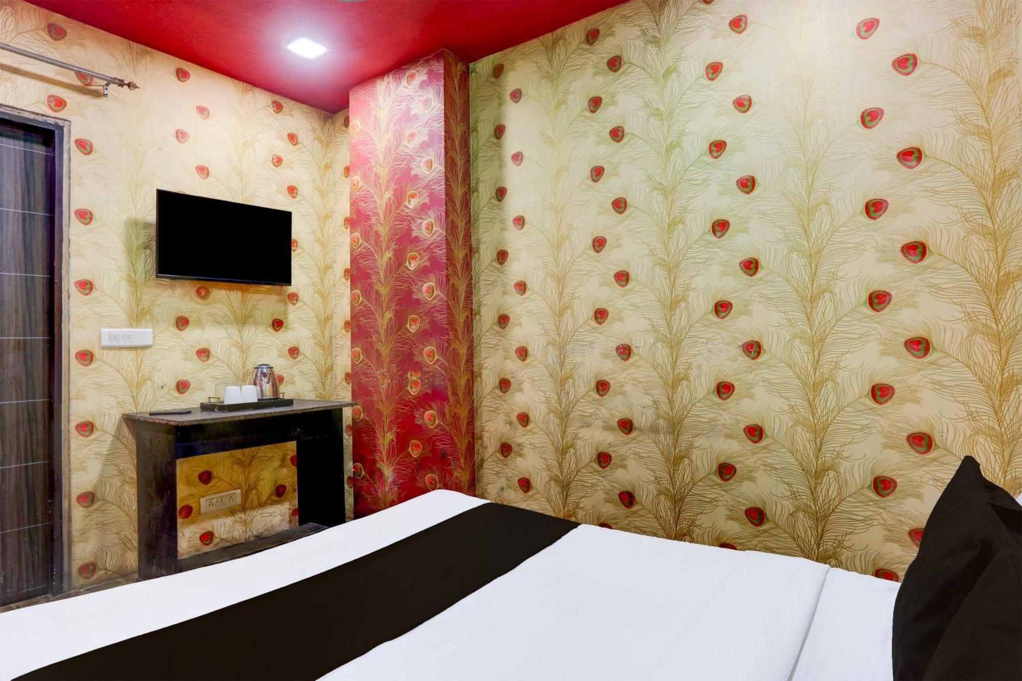 Super Hotel O S J Residency 델리 외부 사진
