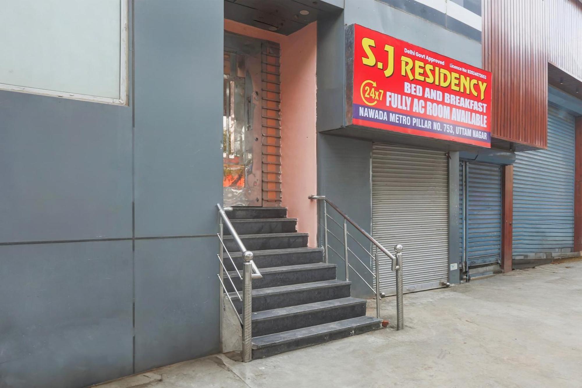 Super Hotel O S J Residency 델리 외부 사진